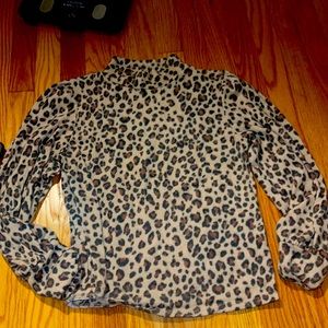 Cute fuzzy leopard print blouse